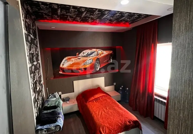4 otaqlı mənzil , Bakı