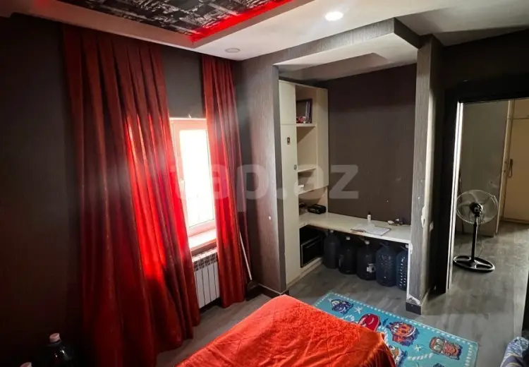 4 otaqlı mənzil , Bakı