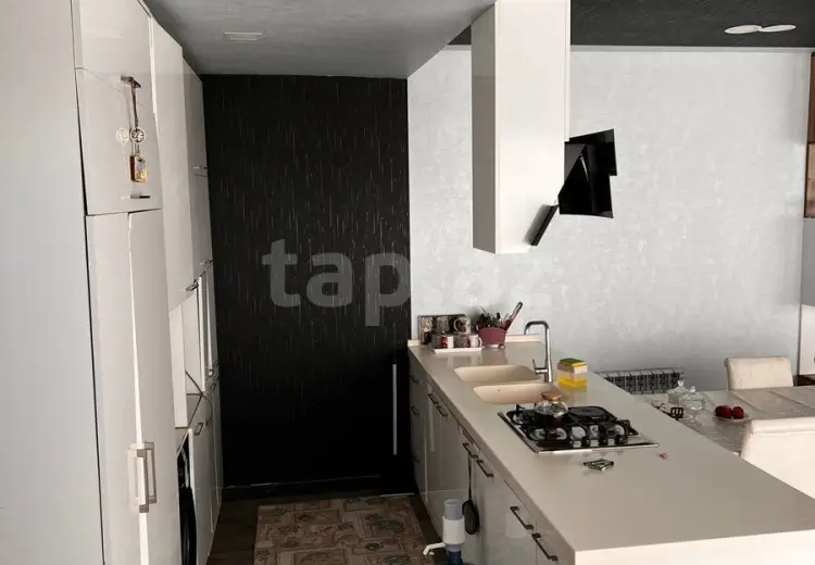 4 otaqlı mənzil , Bakı