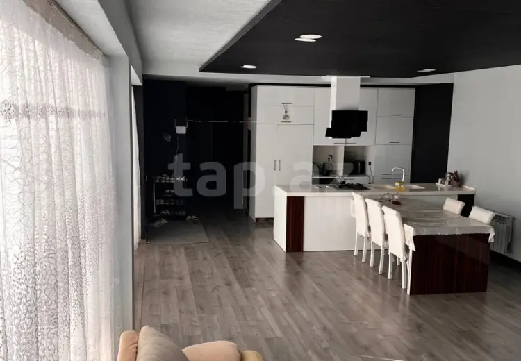 4 otaqlı mənzil , Bakı