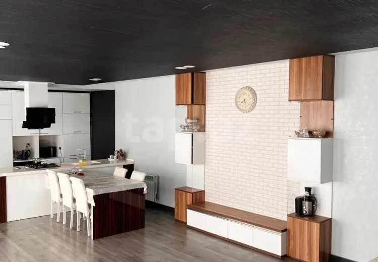 4 otaqlı mənzil , Bakı