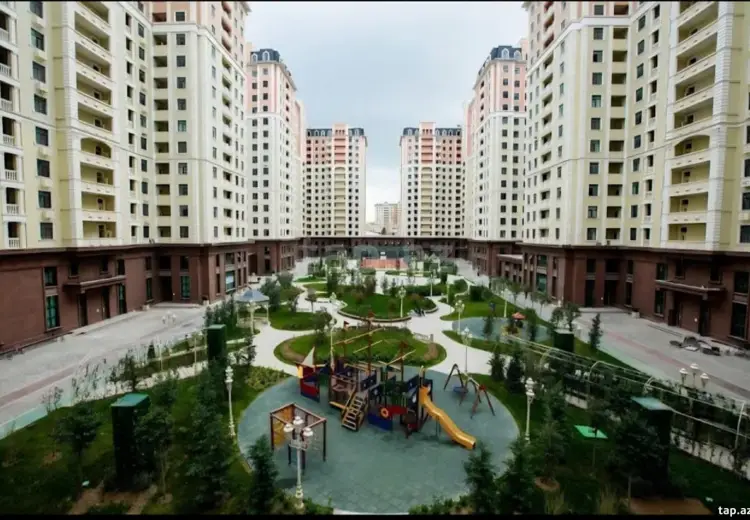 3 otaqlı mənzil , Bakı