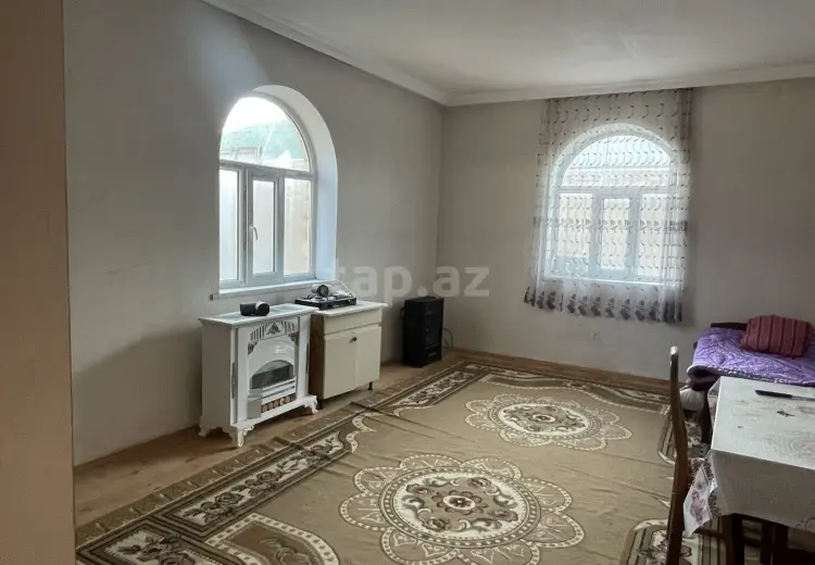 4 otaqlı mənzil , Gəncə