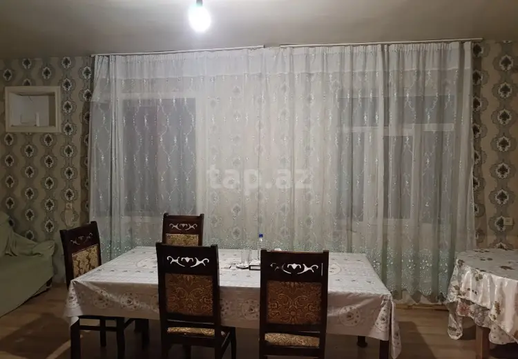 8 otaqlı mənzil , Bakı