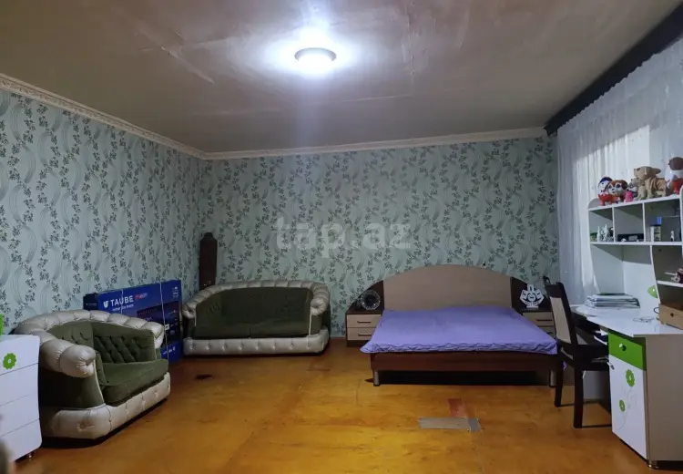8 otaqlı mənzil , Bakı