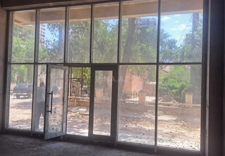 75 m² Obyekt / Ofis Satılır, Sumqayıt