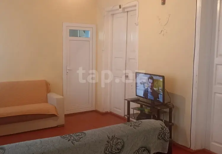 3 otaqlı mənzil , Yevlax