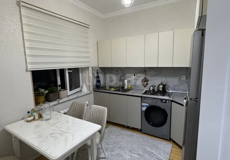 3 otaqlı mənzil , Bakı