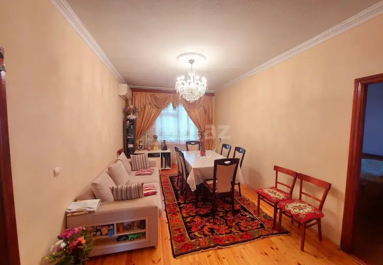 4 otaqlı mənzil , Bakı