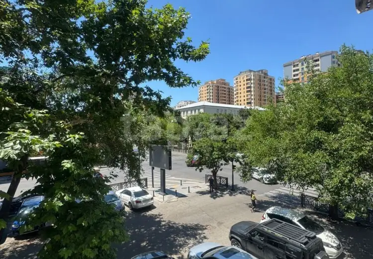 3 otaqlı mənzil , Bakı