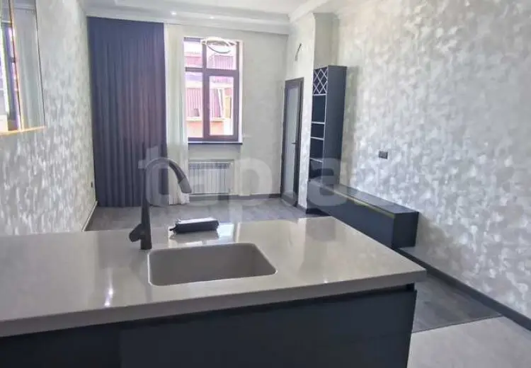 3 otaqlı mənzil , Bakı