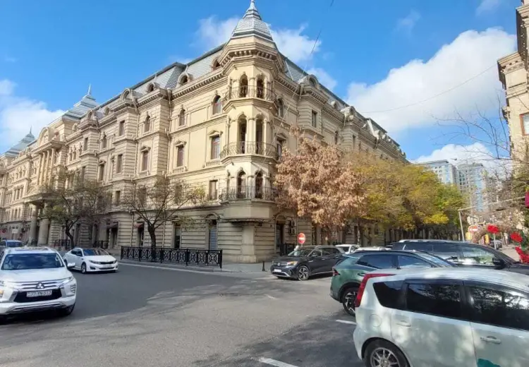 130 m² Obyekt / Ofis Kirayə (aylıq), Nəsimi, Bakı