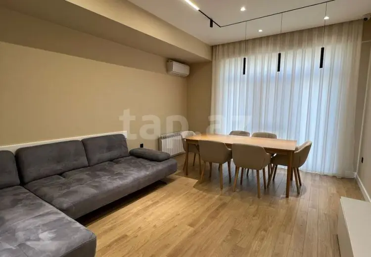 4 otaqlı mənzil , Bakı