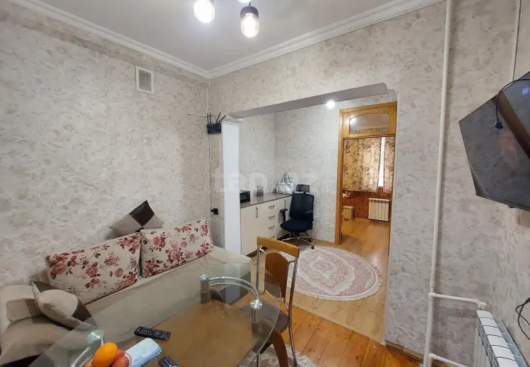 2 otaqlı mənzil , Bakı