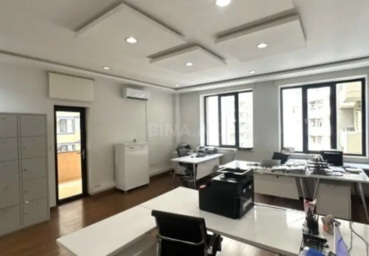 340 m² Obyekt / Ofis Satılır, Yasamal, Bakı