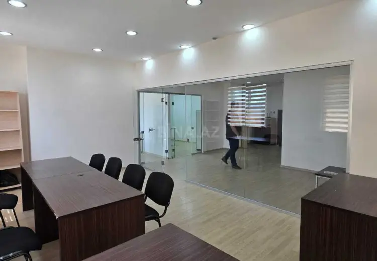 111 m² Obyekt / Ofis Kirayə (aylıq), Xətai, Bakı