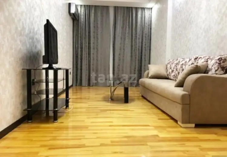 3 otaqlı mənzil , Bakı