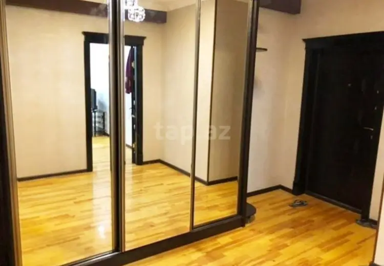 3 otaqlı mənzil , Bakı