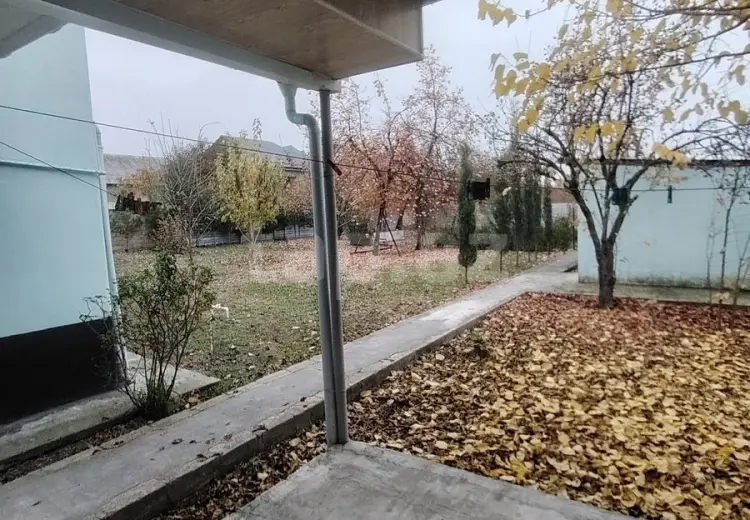 8 otaqlı mənzil , Qəbələ
