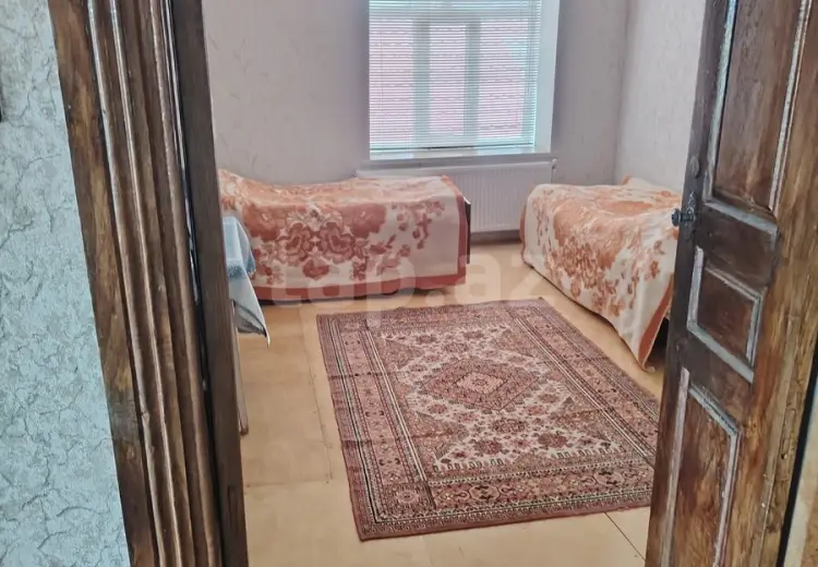 8 otaqlı mənzil , Qəbələ