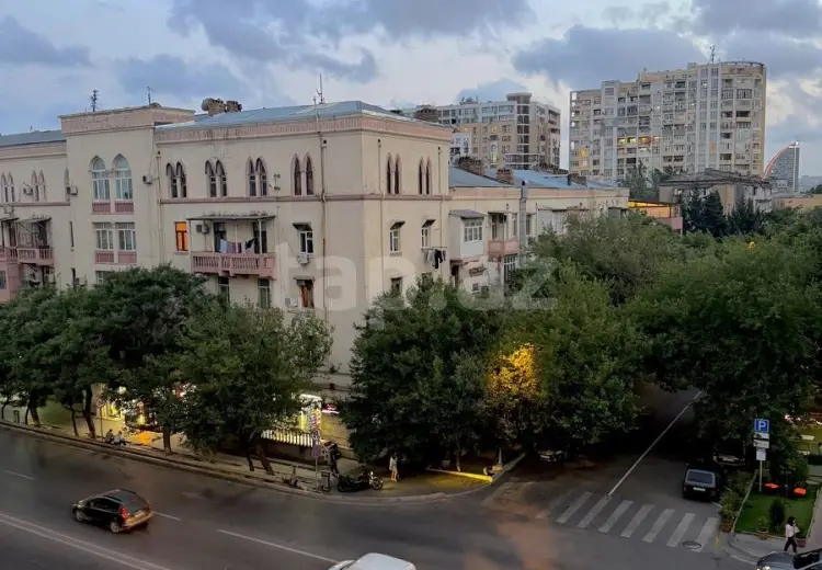 2 otaqlı mənzil , Bakı