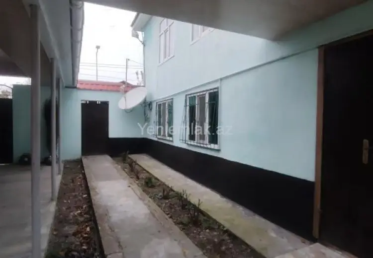 8 otaqlı mənzil Satılır, Qəbələ
