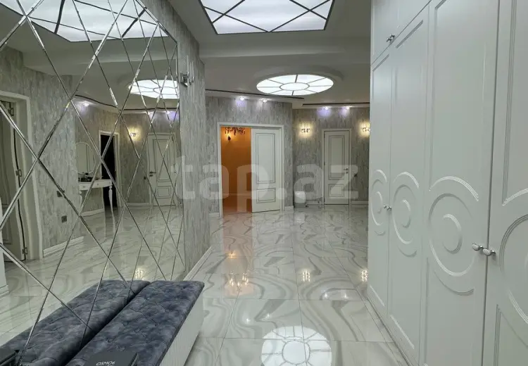 4 otaqlı mənzil , Bakı