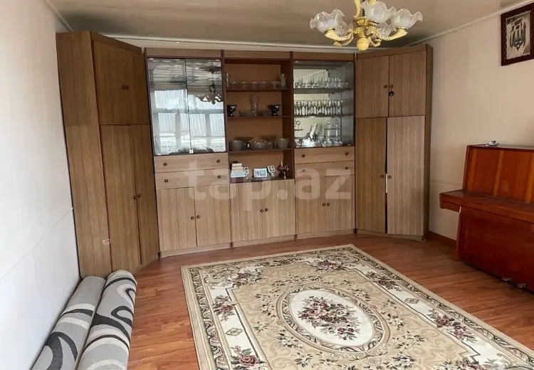 6 otaqlı mənzil , Xaçmaz