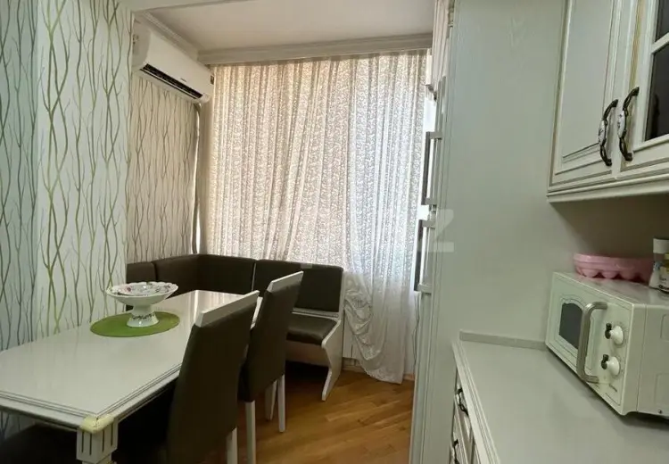 2 otaqlı mənzil , Bakı