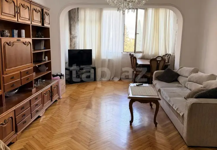 3 otaqlı mənzil , Bakı