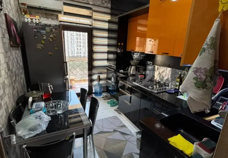 3 otaqlı mənzil , Bakı