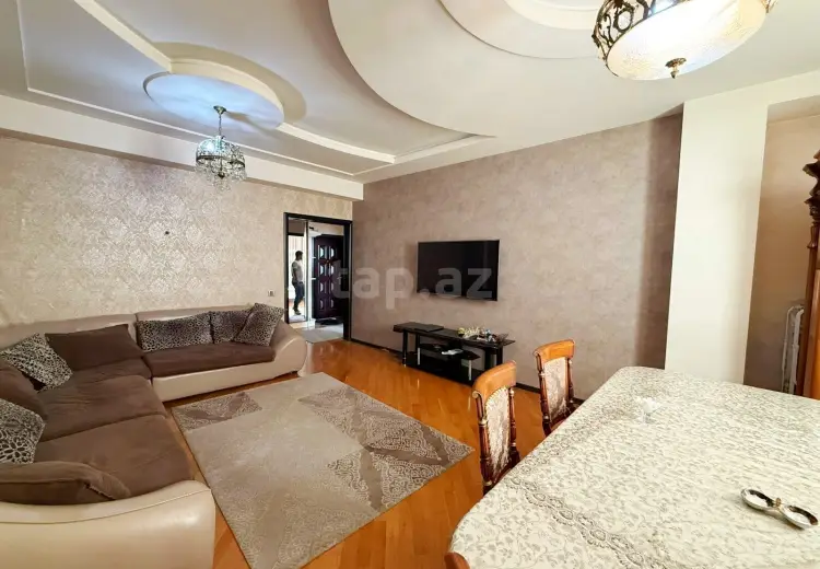 3 otaqlı mənzil , Bakı