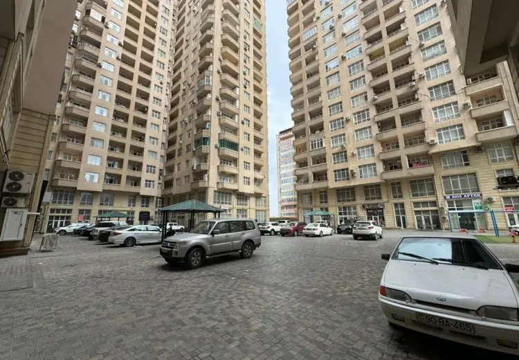 4 otaqlı mənzil , Nəsimi, Bakı