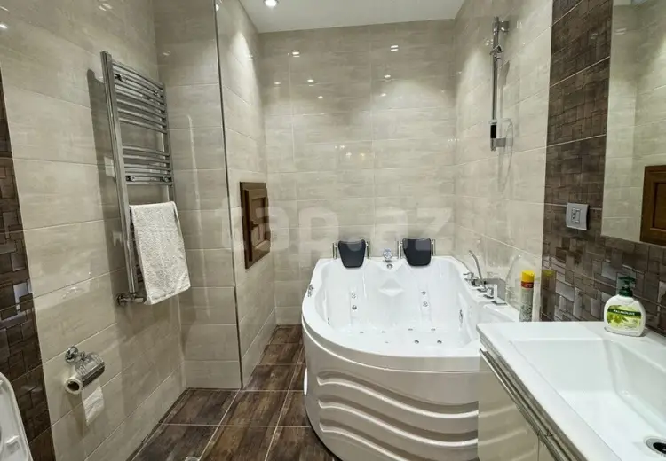 4 otaqlı mənzil , Nəsimi, Bakı