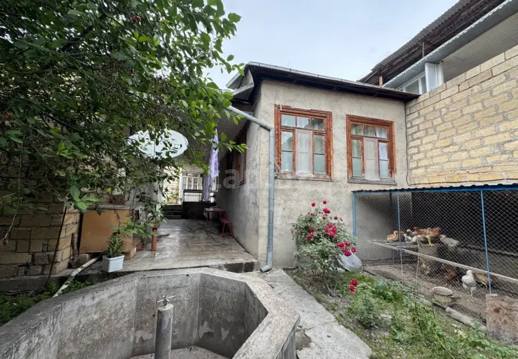 3 otaqlı mənzil , Şəki