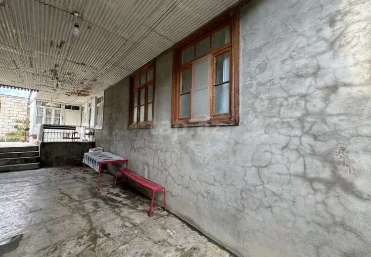 3 otaqlı mənzil , Şəki