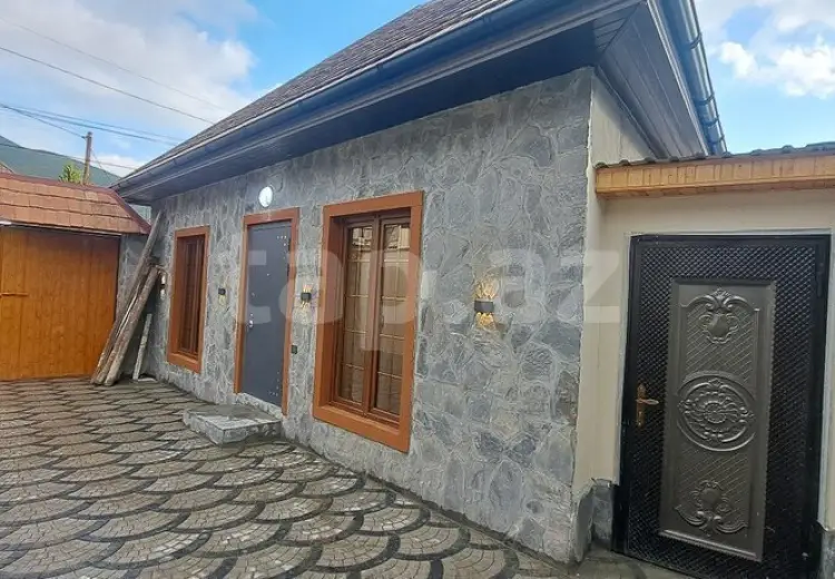 2 otaqlı mənzil , Şəki