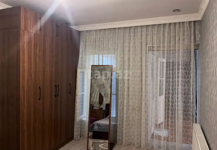 4 otaqlı mənzil , Şəki
