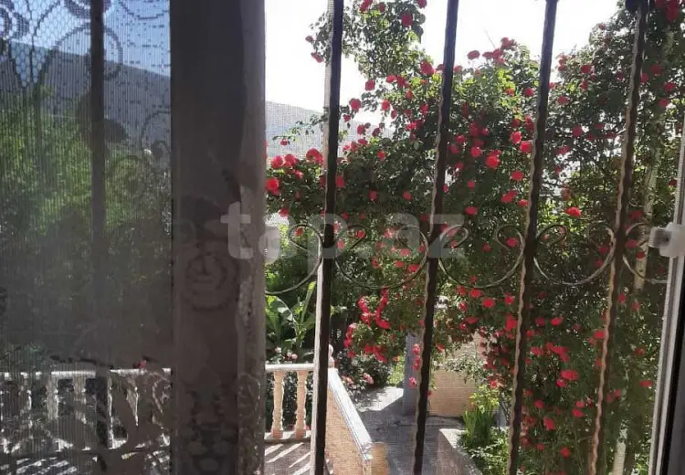 4 otaqlı mənzil , Şəki