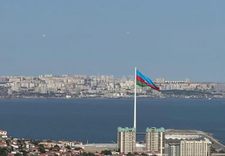 5 otaqlı mənzil Satılır, Badamdar qəs., Səbail, Bakı