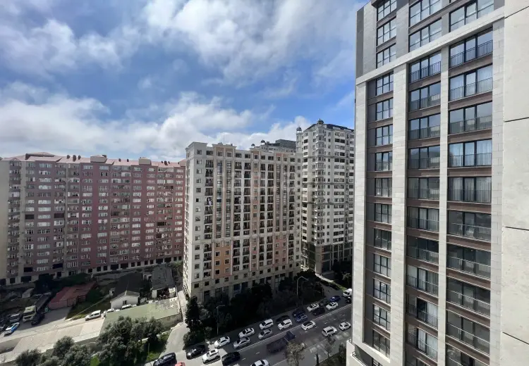 3 otaqlı mənzil , Bakı