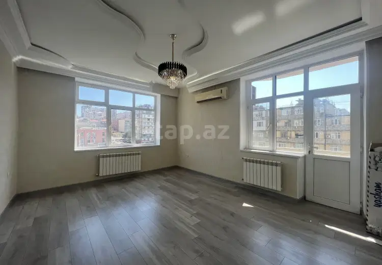 3 otaqlı mənzil , Bakı