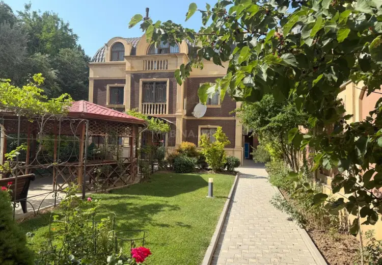 10 otaqlı mənzil Satılır, Badamdar qəs., Səbail, Bakı