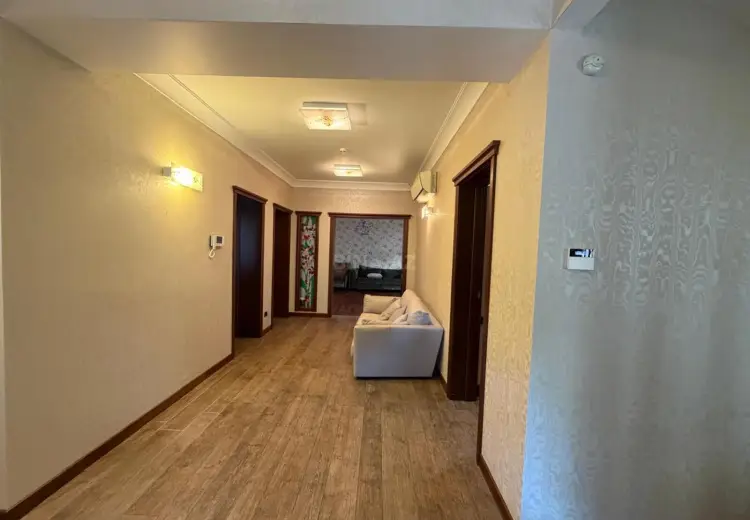 10 otaqlı mənzil Satılır, Badamdar qəs., Səbail, Bakı