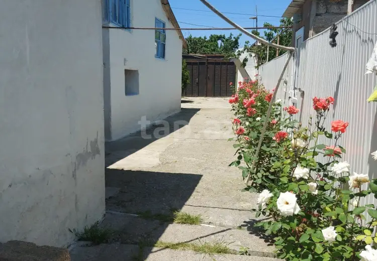 4 otaqlı mənzil , Xaçmaz
