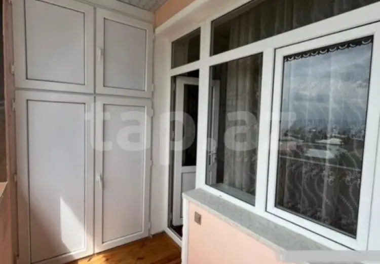 4 otaqlı mənzil , Şəki
