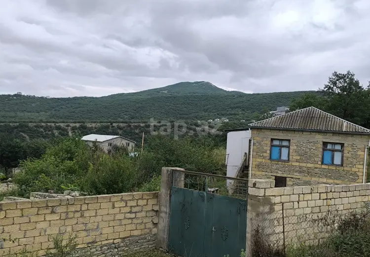 4 otaqlı mənzil , Xızı