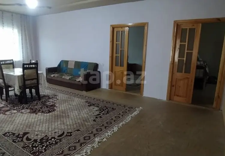 6 otaqlı mənzil , Quba