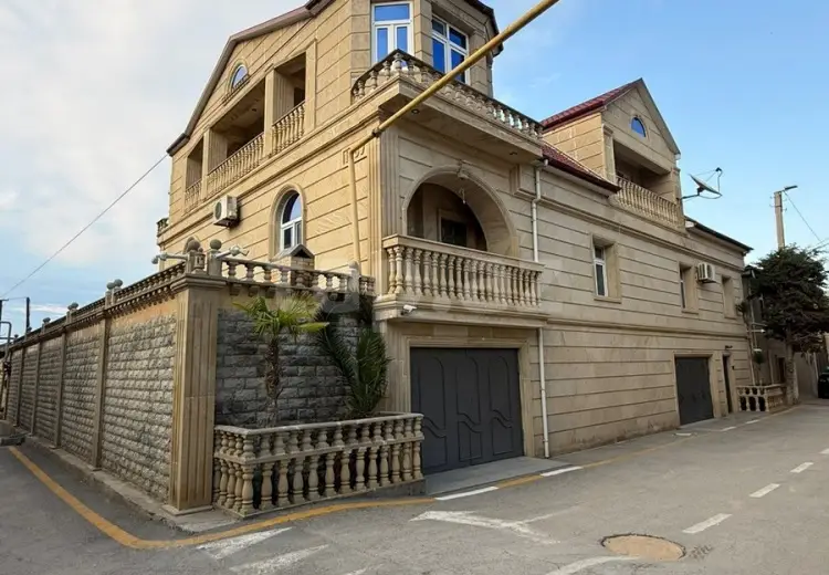9 otaqlı mənzil , Sumqayıt