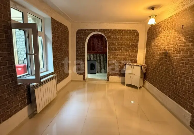 9 otaqlı mənzil , Sumqayıt